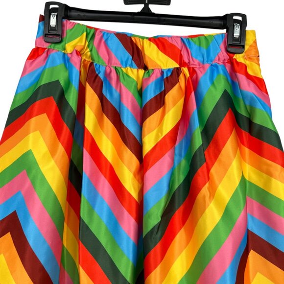 Rainbow Chevron Mid-Length Skirt With Elastic Back Zip Closure Size Small - Picture 3 of 8